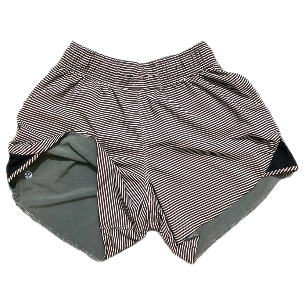 Lululemon Go The Distance Reversible Short - Swift Ultra - Size 4
